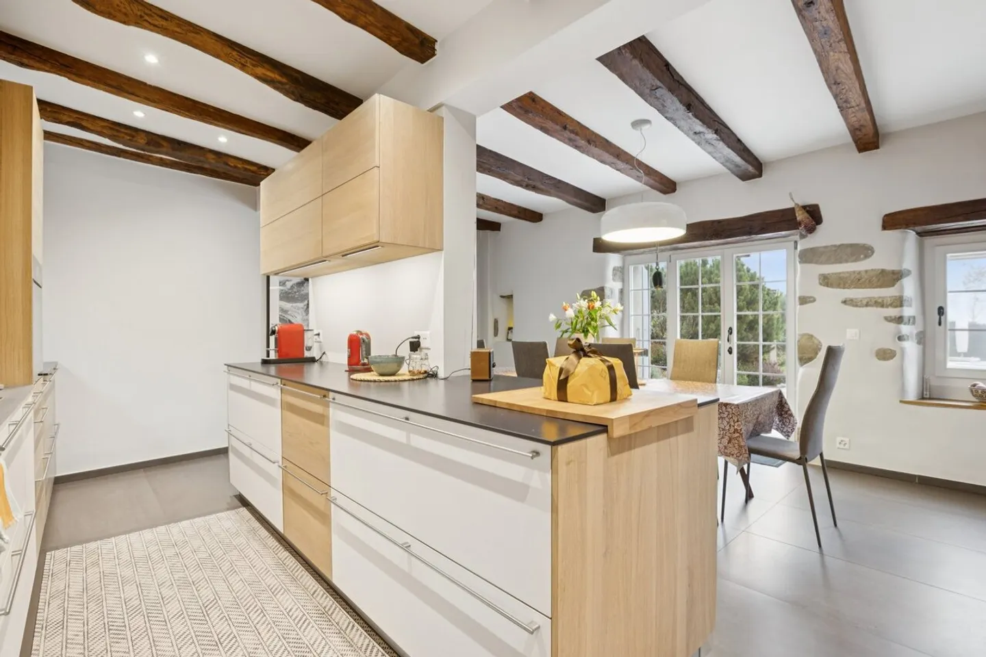 Exceptional Master House - Photo 11 of 13