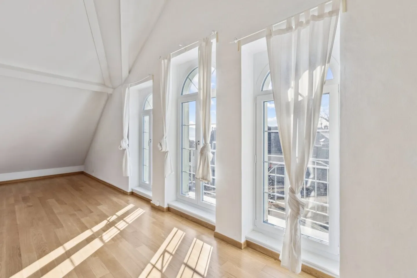 Duplex Charmant à Aubonne - Photo 4 sur 13