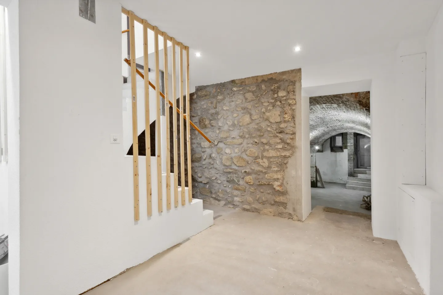 Magnifique cave voutée au coeur du quartier du Bourg - Photo 5 sur 7