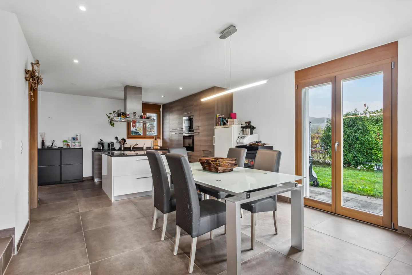 4.5-room adjoining villa ideal for a family - Photo 2 of 10