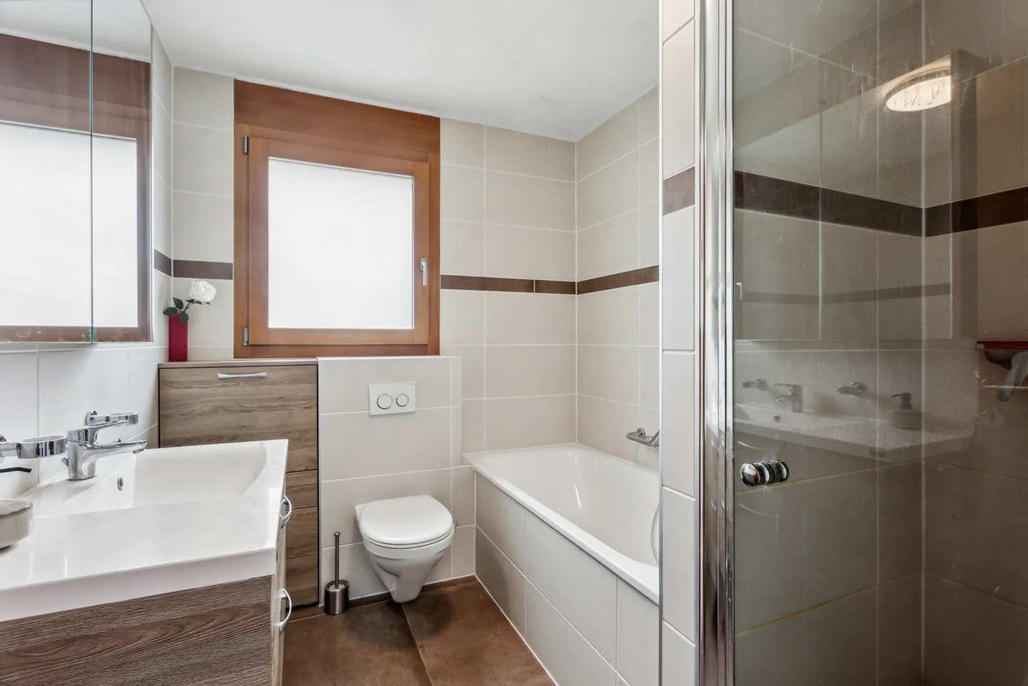 4.5-room adjoining villa ideal for a family - Photo 10 of 10