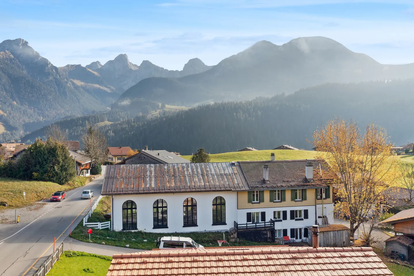 Casa atipica situata nel cuore di Château-d'Oex - Foto 1 di 10