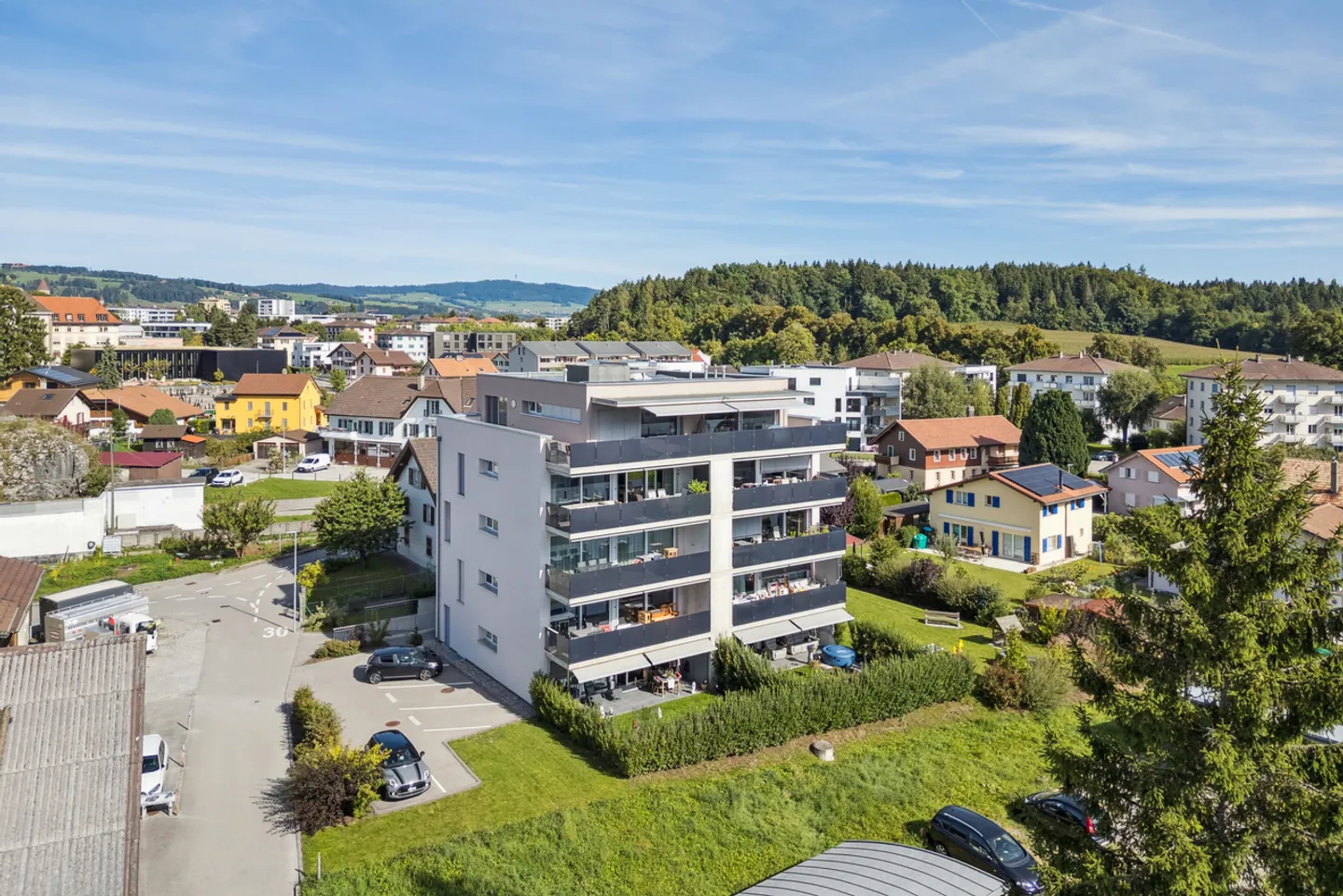 Magnifique Attique de 4,5 pièces avec ascenseur privatif - Photo 2 sur 6