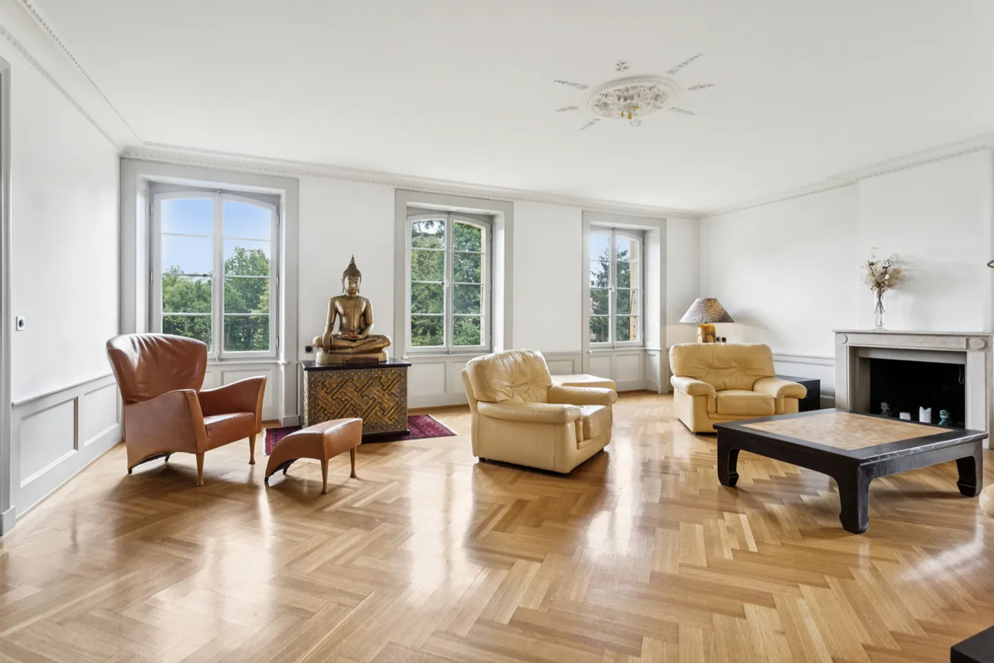 Prächtiges, außergewöhnliches Duplex nur wenige Schritte vom Ufer des Murtensees entfernt - Foto 5 von 13