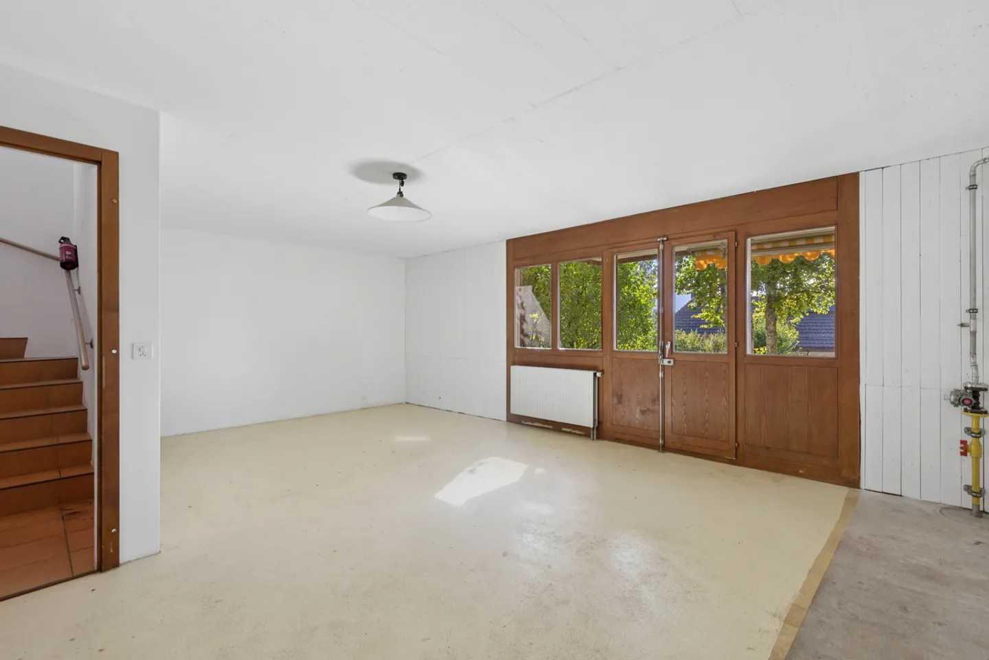 Very beautiful 5.5 room house with lake view - Photo 13 of 13