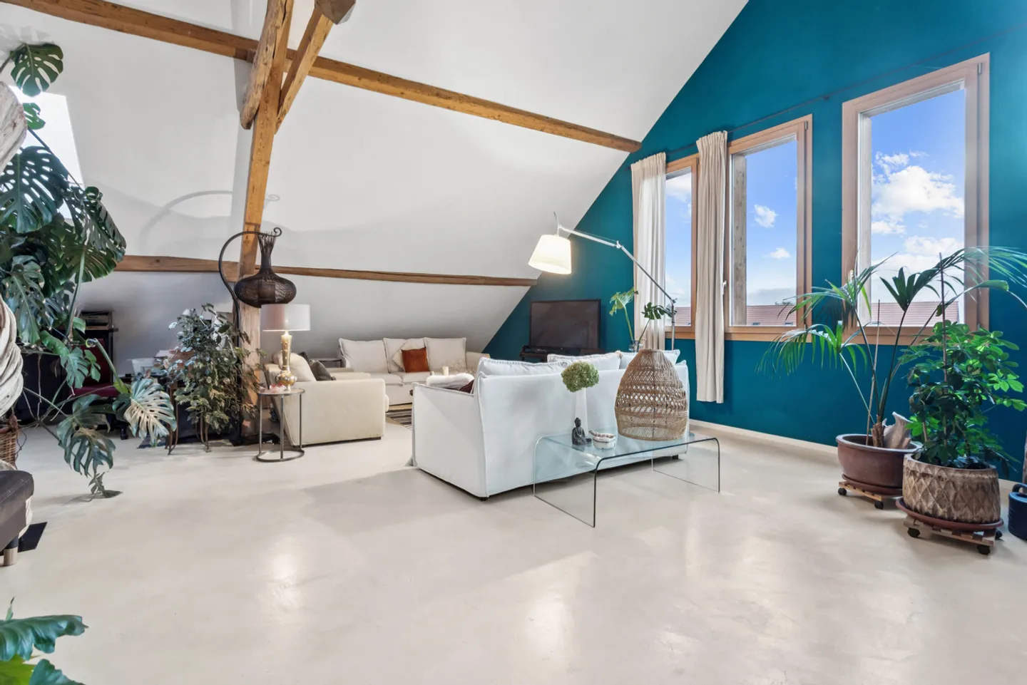 Magnificent renovated farmhouse with a lot of character and close to the lake - Photo 13 of 13
