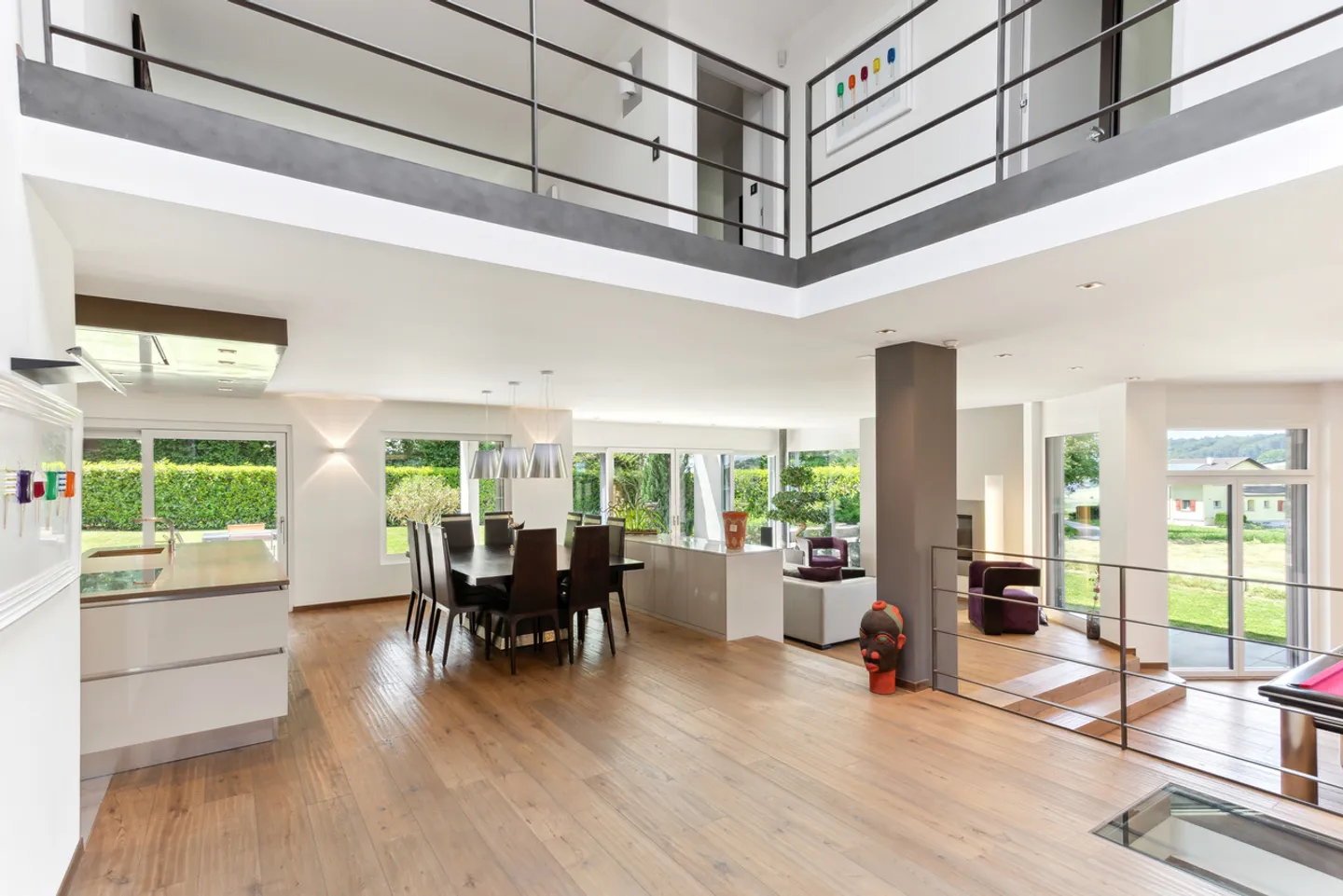 Villa contemporanea di alta classe al confine con la zona agricola - Foto 1 di 13