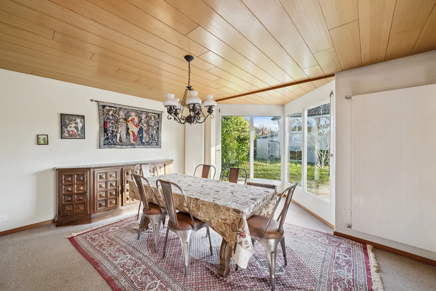 Grande casa di 6,5 stanze su ampio terreno a Meyriez - Foto 5 di 13