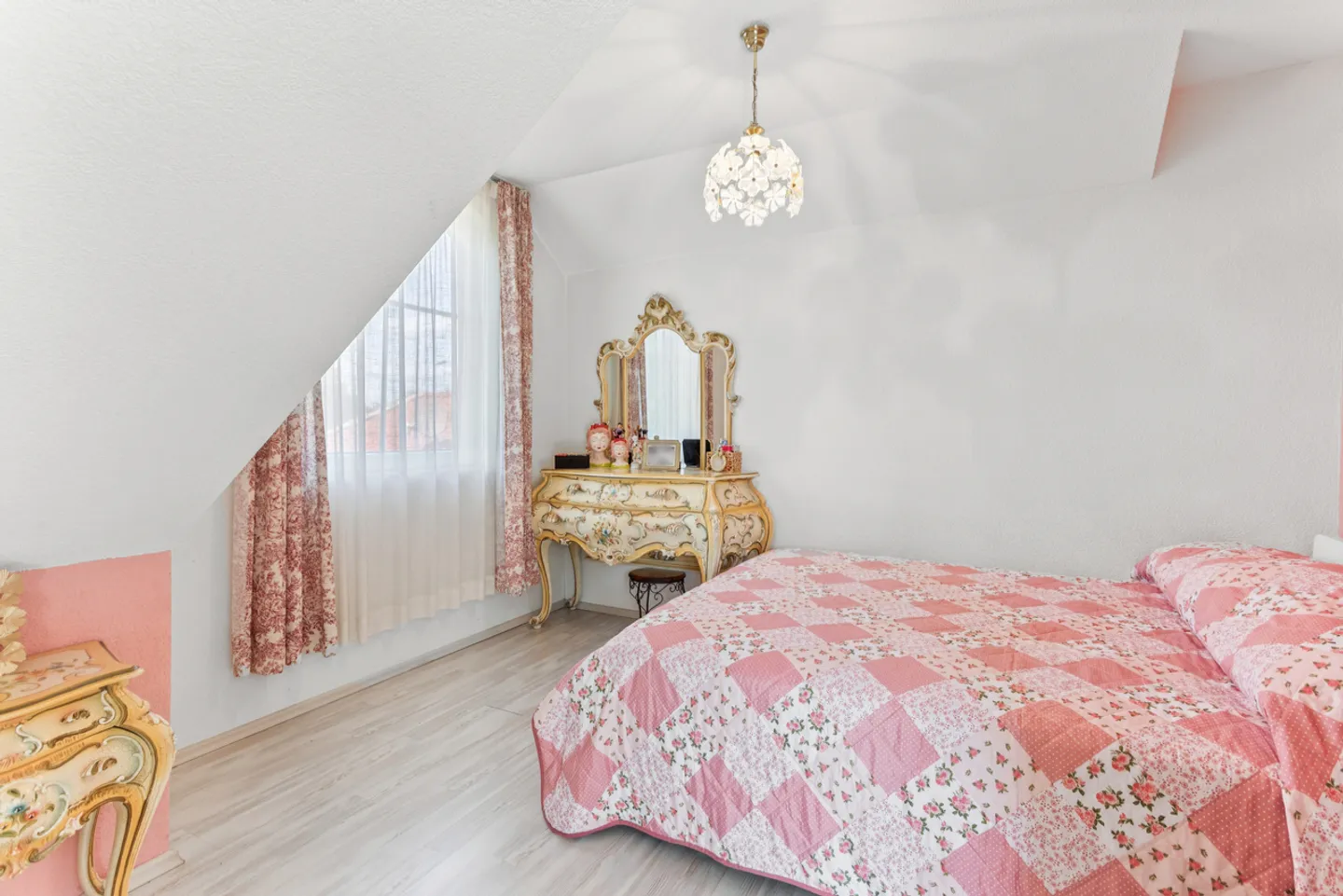 Bella casa con due appartamenti indipendenti alle porte di Friburgo - Foto 6 di 13