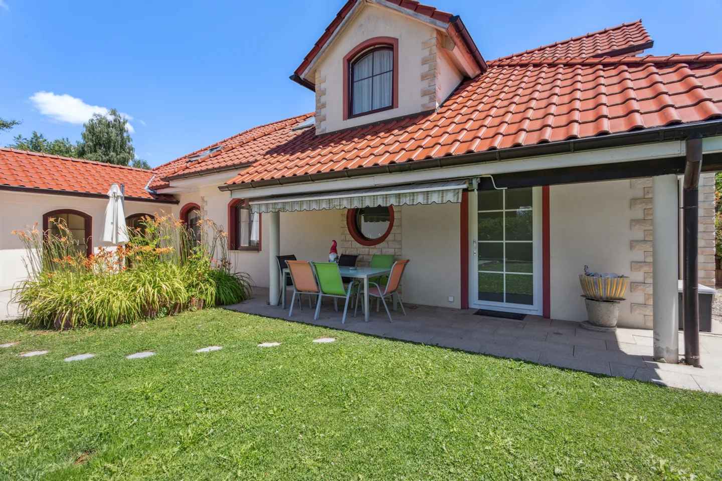 Bella casa con due appartamenti indipendenti alle porte di Friburgo - Foto 12 di 13