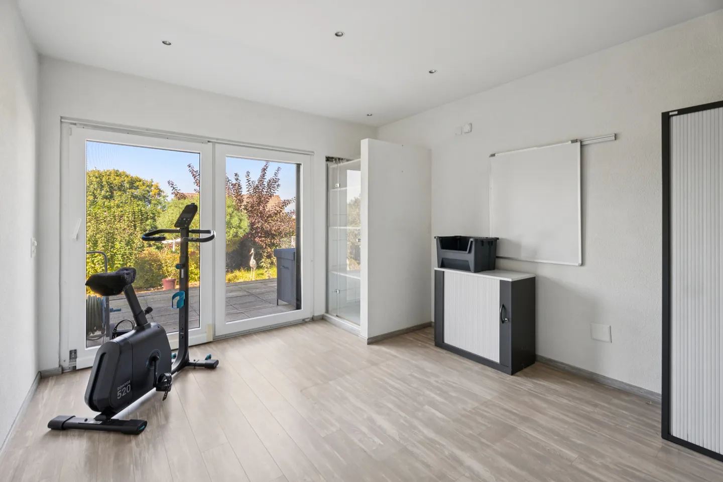 Élégante villa familiale au coeur de Cugy (FR) - Photo 7 sur 10