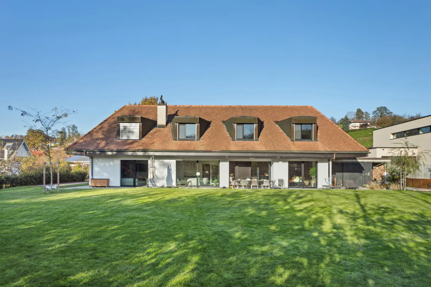 Exceptional property in a quiet residential area - Photo 12 of 13