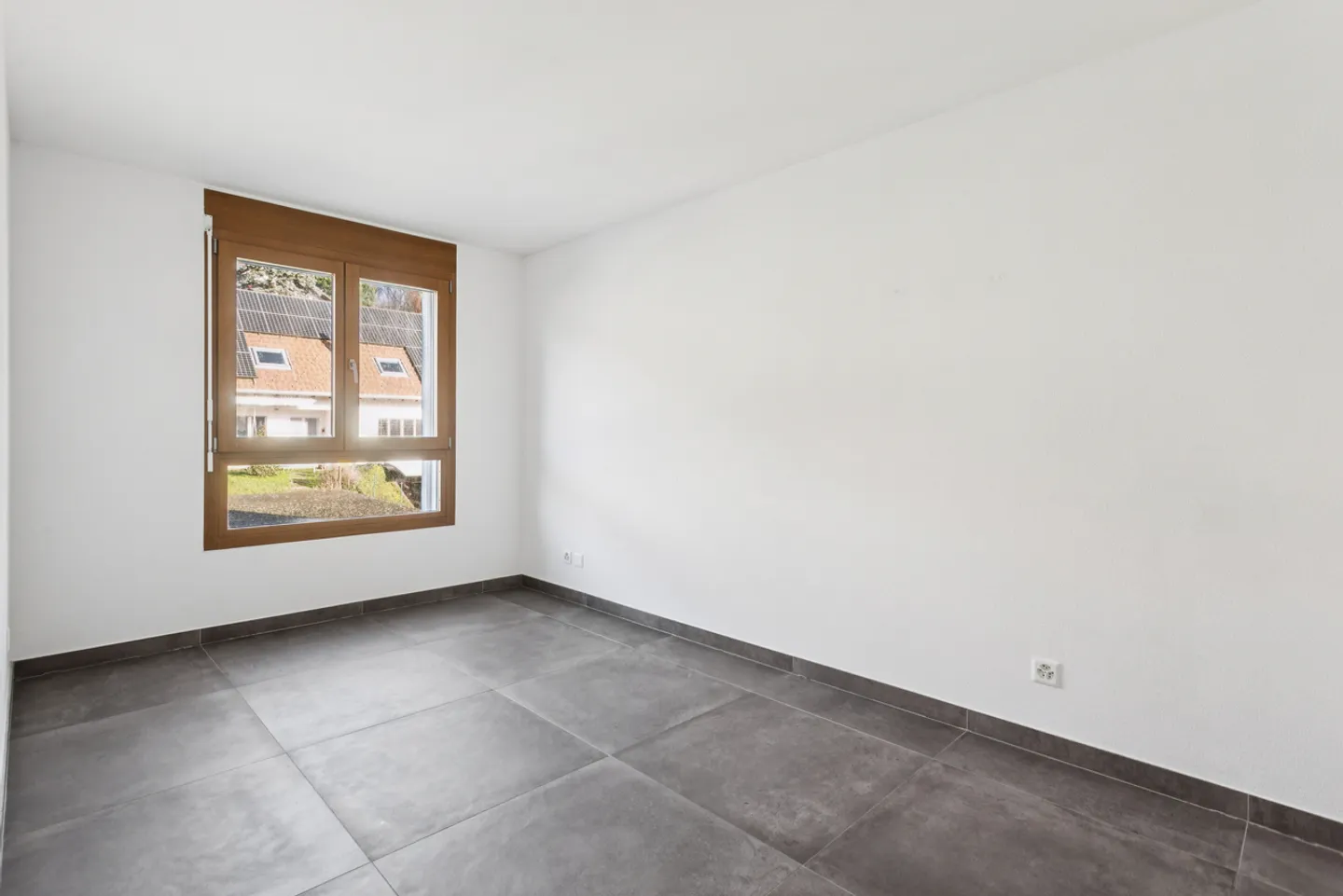 4,5-Zimmer angrenzende Villa ideal für eine Familie - Foto 11 von 13