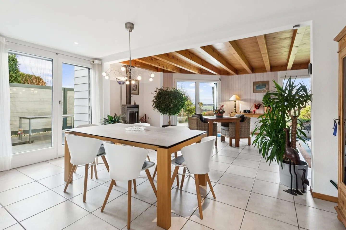 Une maison pensée pour grandir, vivre et s'épanouir - Photo 5 sur 12