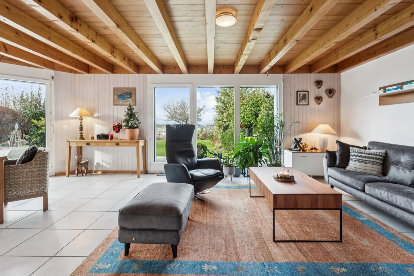 Une maison pensée pour grandir, vivre et s'épanouir - Photo 2 sur 12