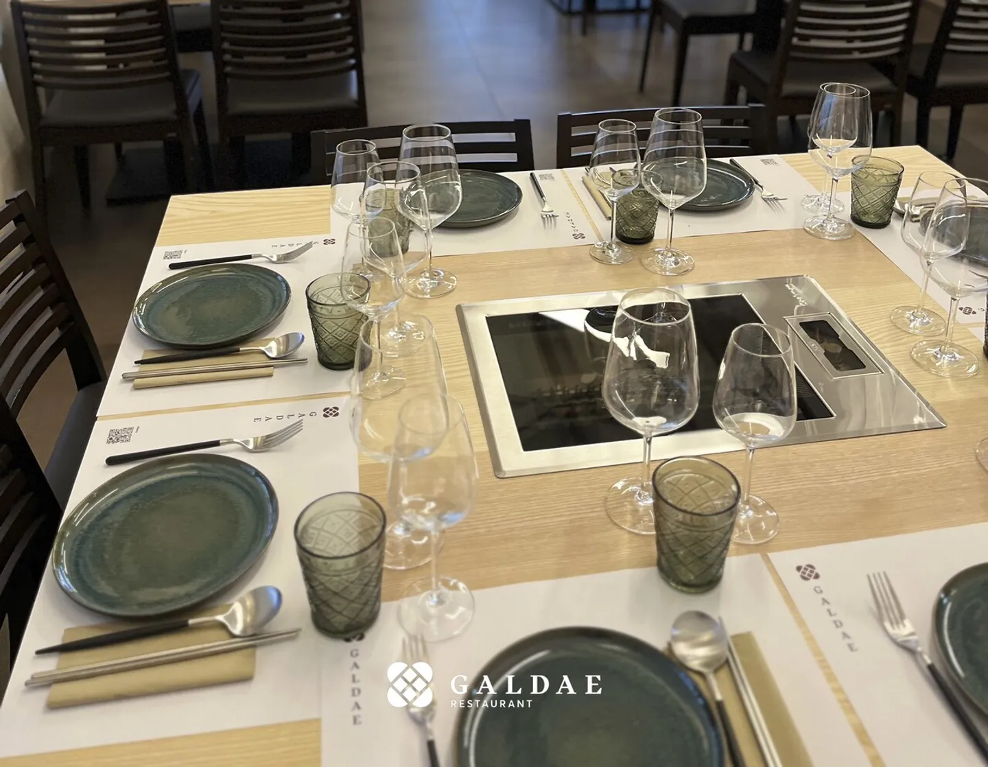 Immeuble avec restaurant, épicerie et chambres proche du lac - Foto 7 di 13