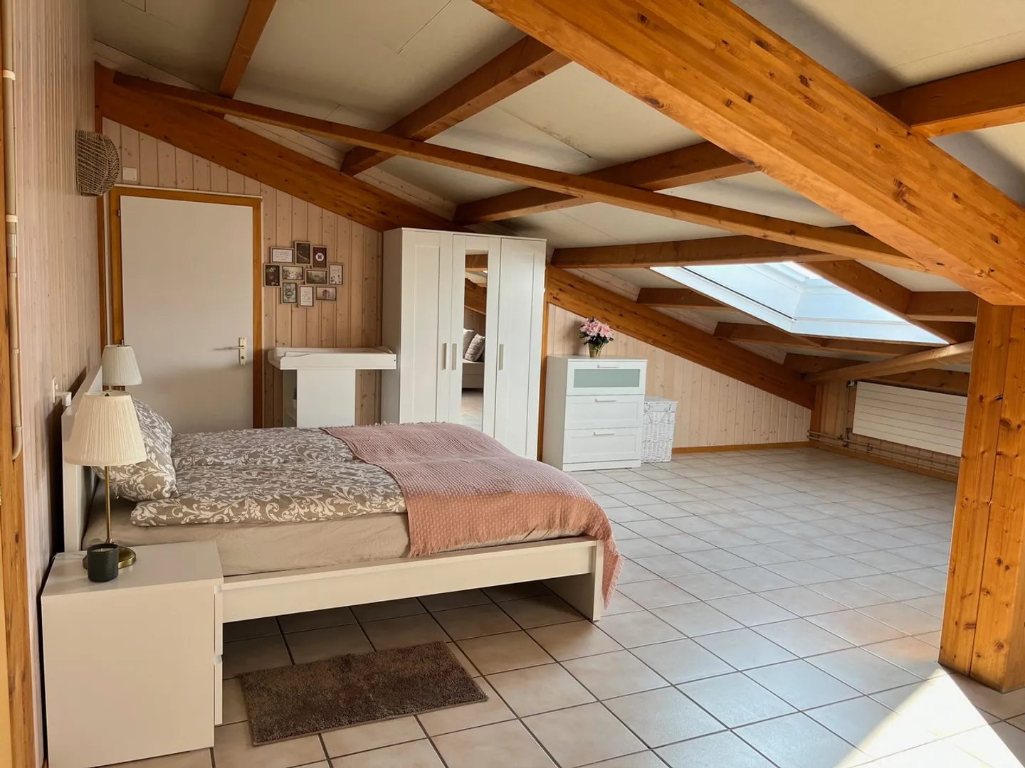 Immeuble avec restaurant, épicerie et chambres proche du lac - Foto 10 di 13