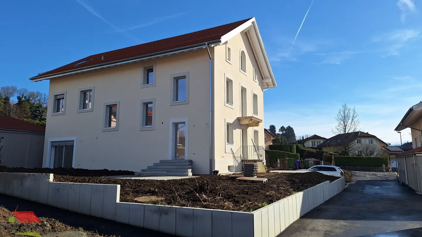 Crissier - Doppelhaus - 4,5 Zimmer - Garten - Garage - Foto 3 von 12