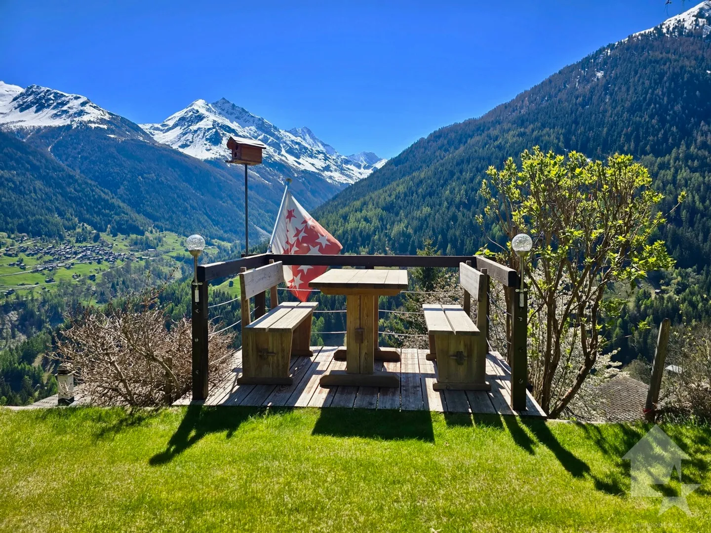 Magnifique chalet avec 2 places de parc extérieures - Foto 12 von 13