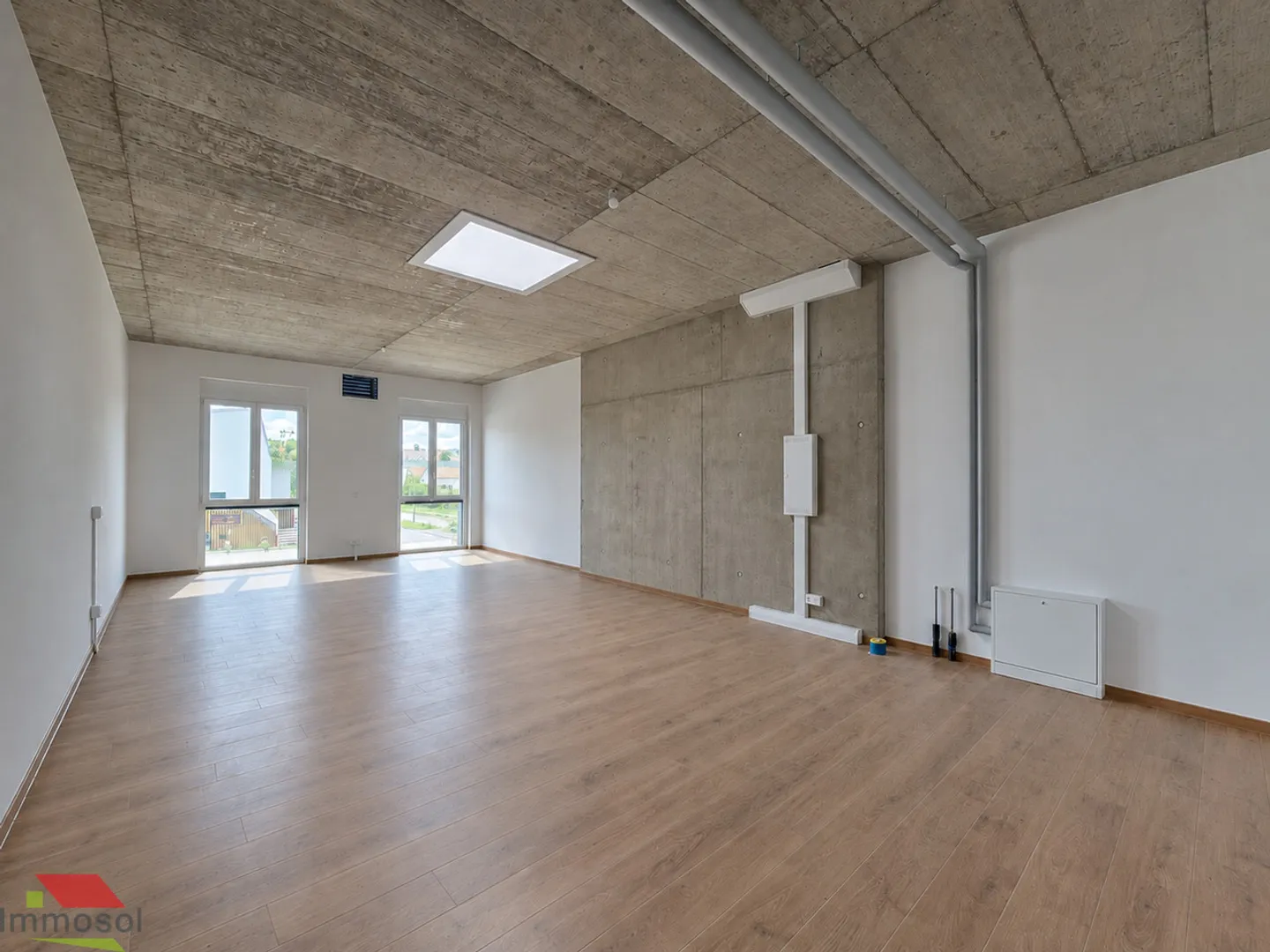 St-Aubin - Commercial/Administrative Spaces - Photo 6 of 7