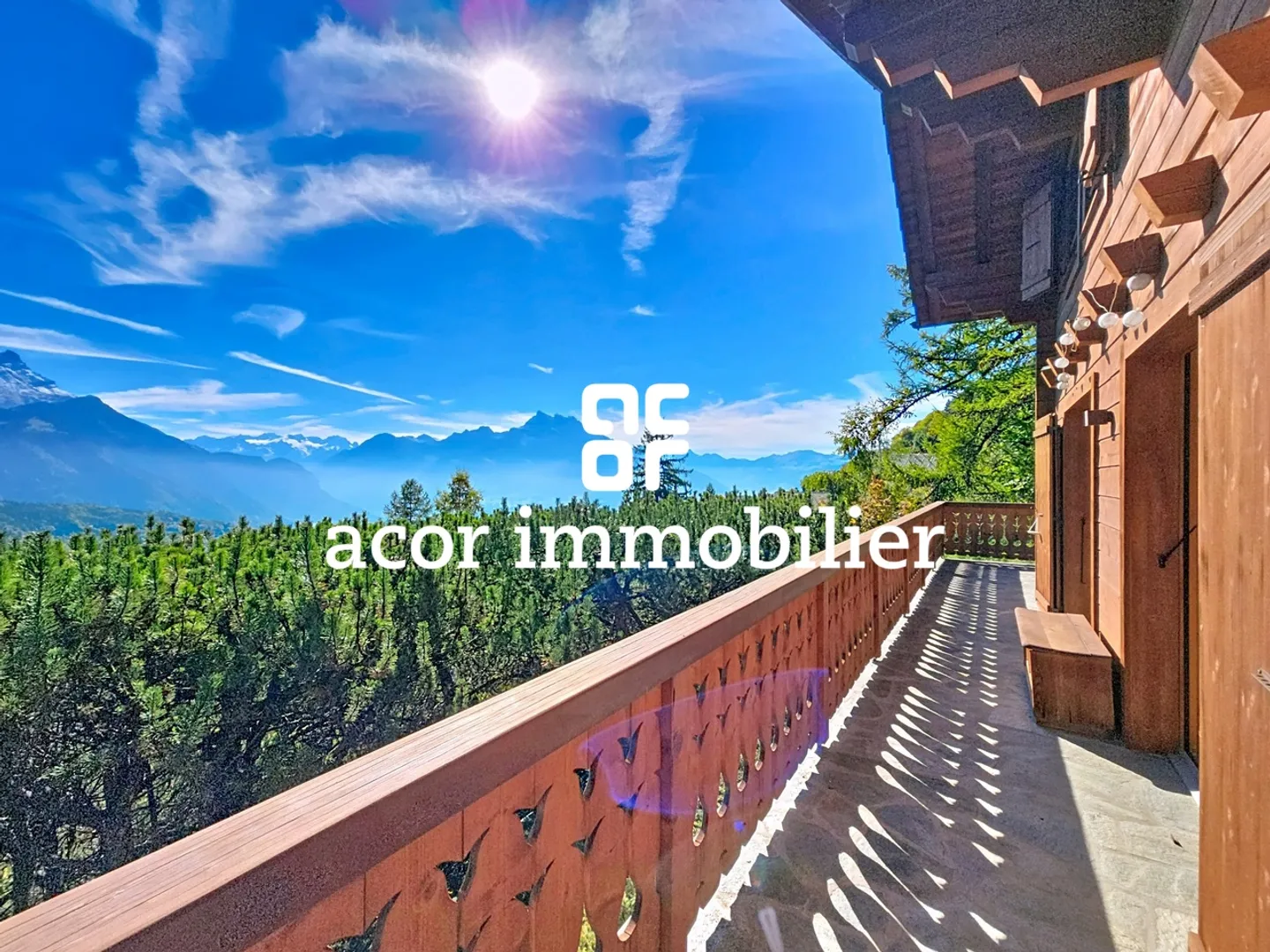 Chalet accogliente con vista mozzafiato sulle montagne - Foto 5 di 10