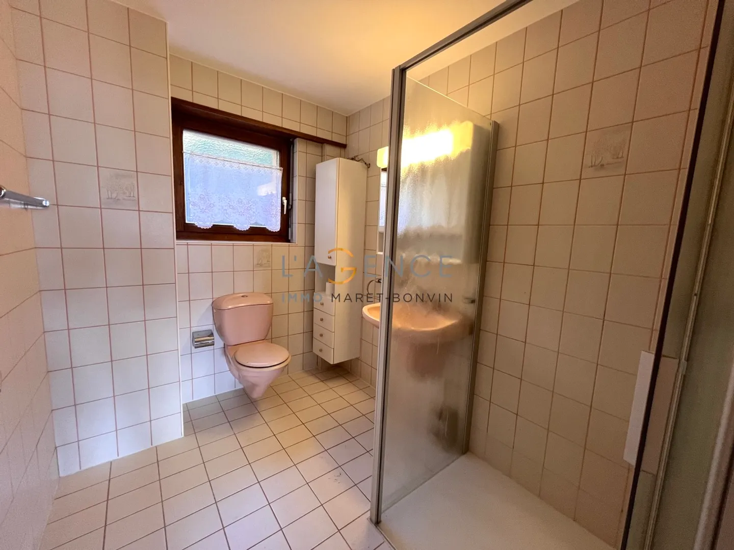 APARTMENT 4.5 ROOMS WITH TERRACE - GARDEN AND PANORAMIC VIEW - Photo 4 of 11