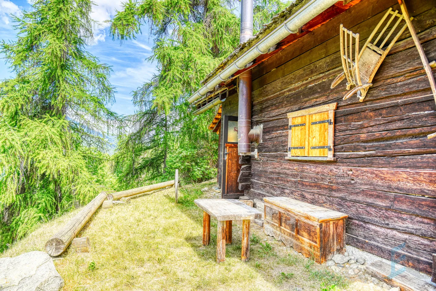 ESCLUSIVO Chalet rustico di 3 ½ locali con vista panoramica - Foto 9 di 13