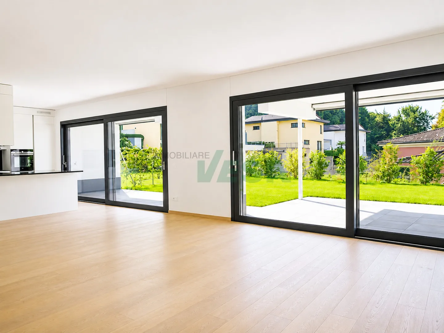 Modernes 4,5-Zimmer-Apartment mit schöner Terrasse und privatem Garten - Foto 3 von 11