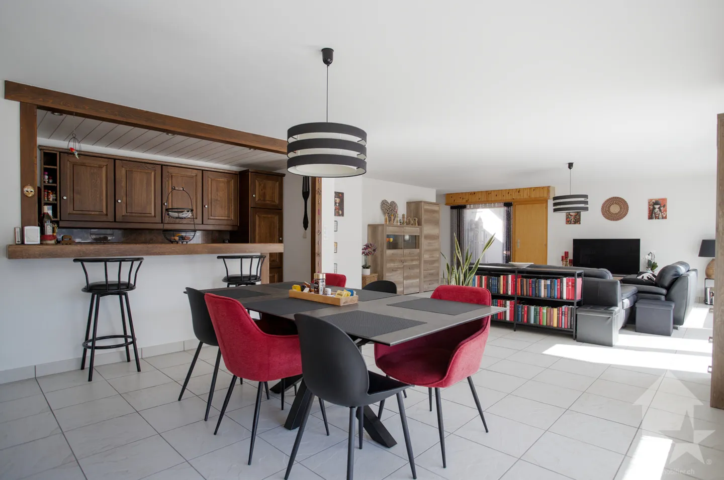 Spacious 3.5-room apartment, 125 m², two bathrooms - Photo 2 of 13