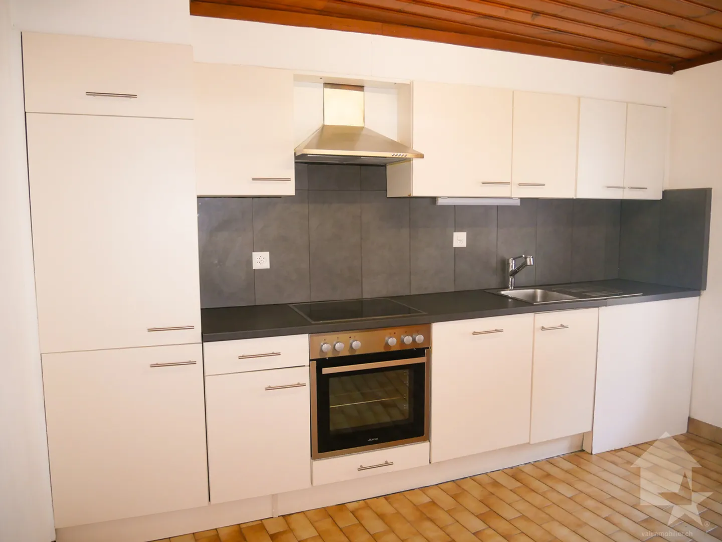 Pretty duplex village house with garden! - Photo 2 of 13