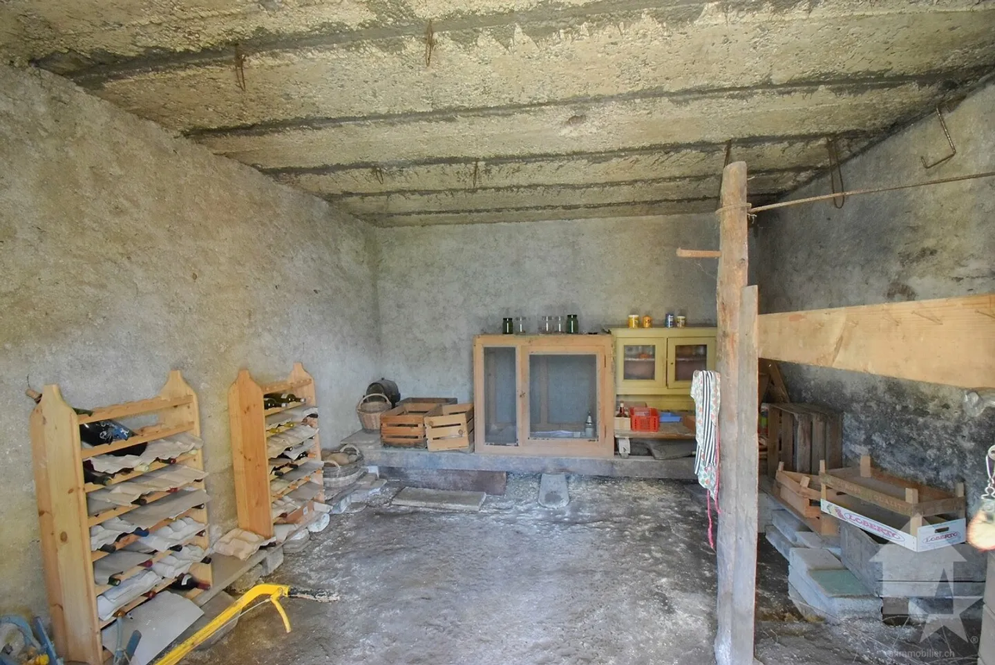 Appartamento di 4,5 locali con giardino + 2 ampie cantine - Foto 11 di 11