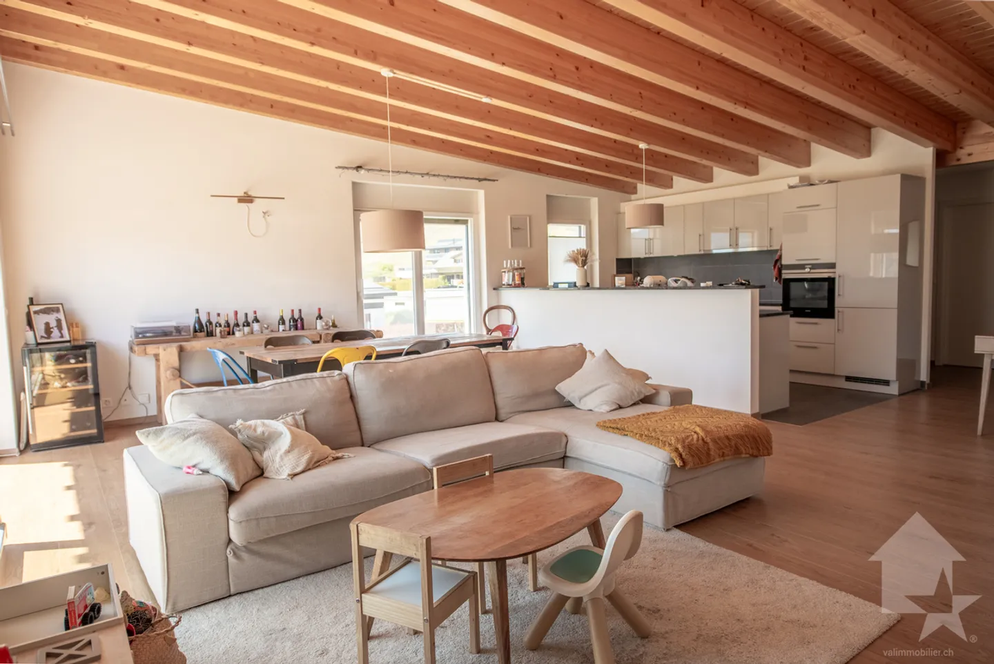 Superbe Attique avec Vue Alpine - Photo 5 sur 13