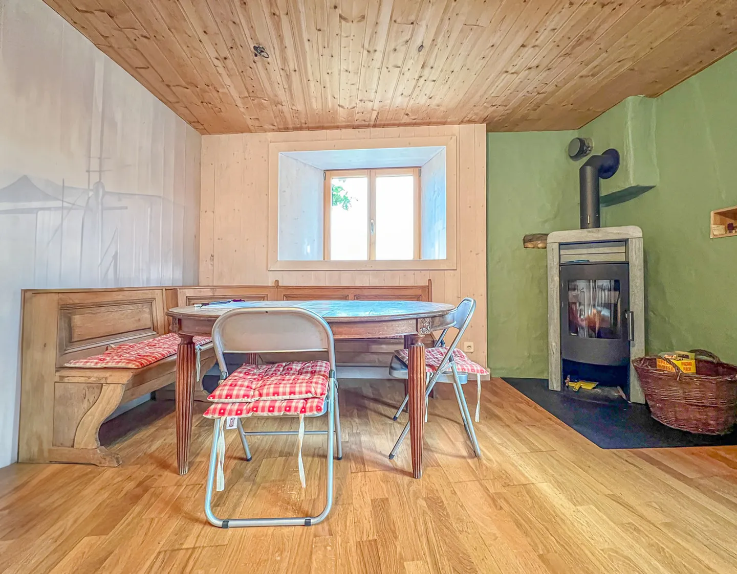 Ferme mitoyenne avec beau dégagement, jardin et terrasse - Foto 5 di 13