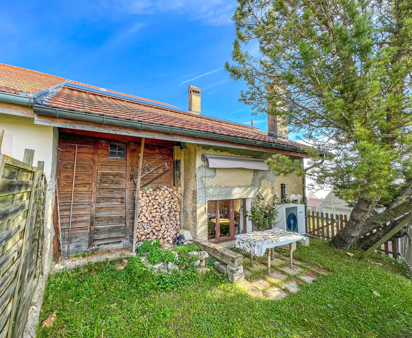 Ferme mitoyenne avec beau dégagement, jardin et terrasse - Foto 9 di 13