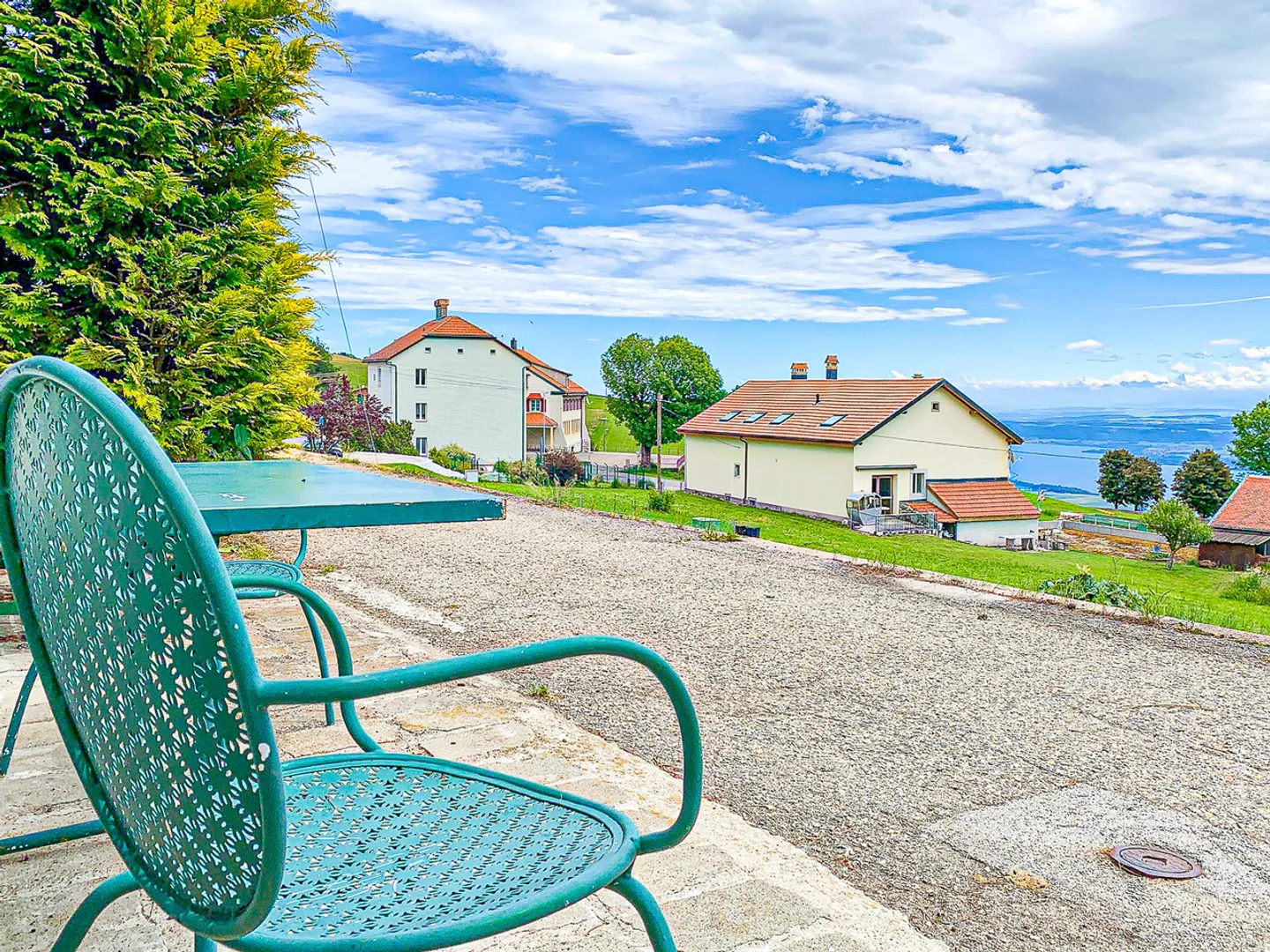 Ferme mitoyenne avec beau dégagement, jardin et terrasse - Foto 1 di 13