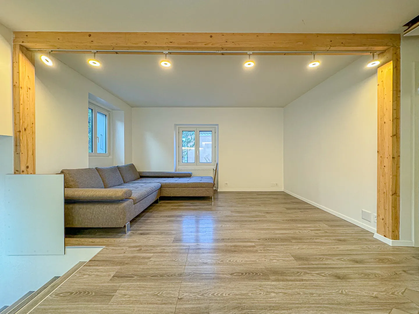 Maison comprenant un espace comm. et un appt de 3.5 pièces - Foto 5 di 13