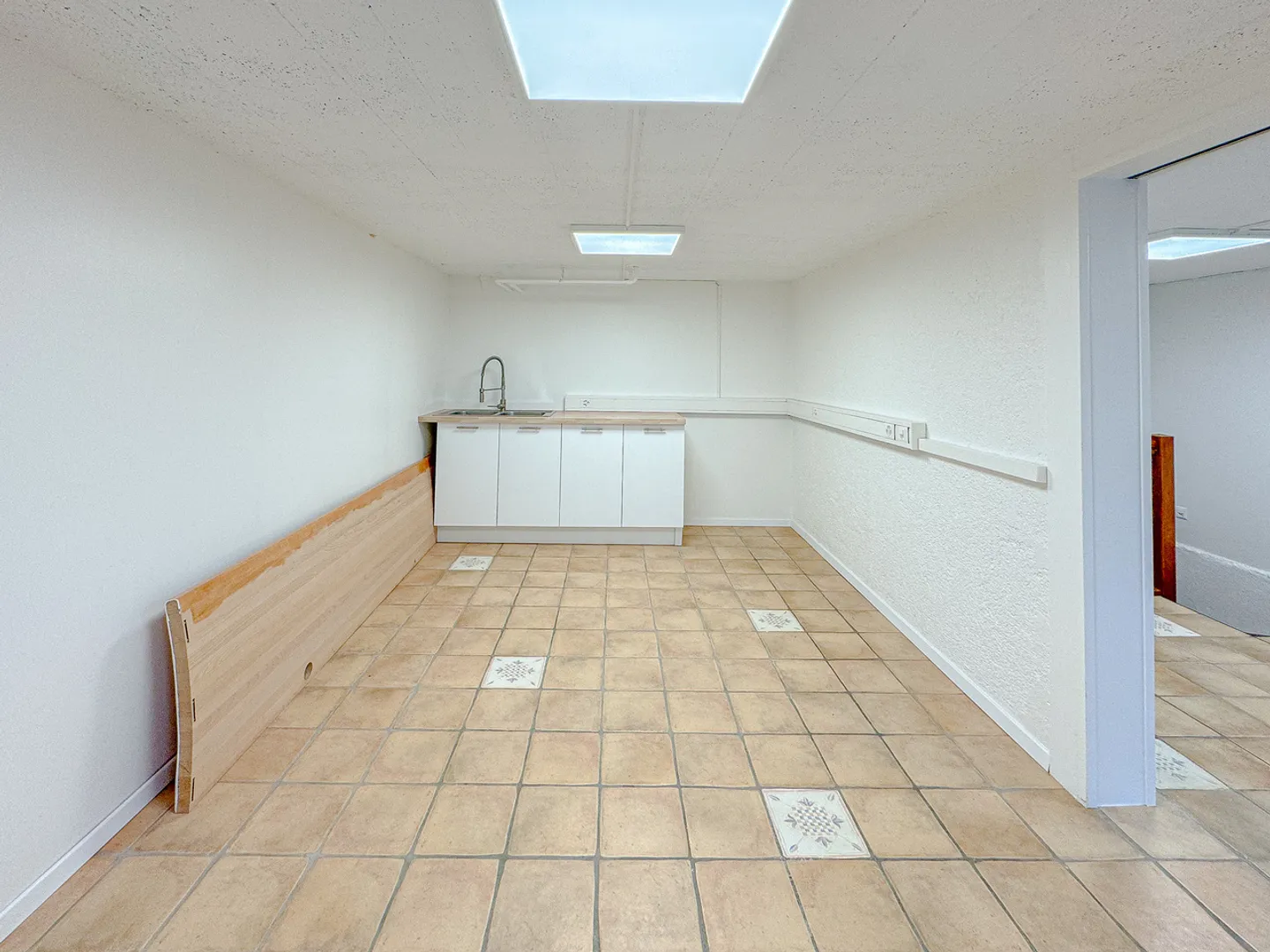 Maison comprenant un espace comm. et un appt de 3.5 pièces - Foto 12 di 13