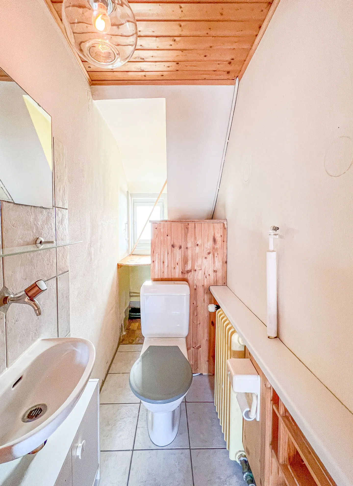 Spacieux appartement PPE de 3.5 pièces à rénover Au coeur de Ste-Croix - Foto 10 di 13