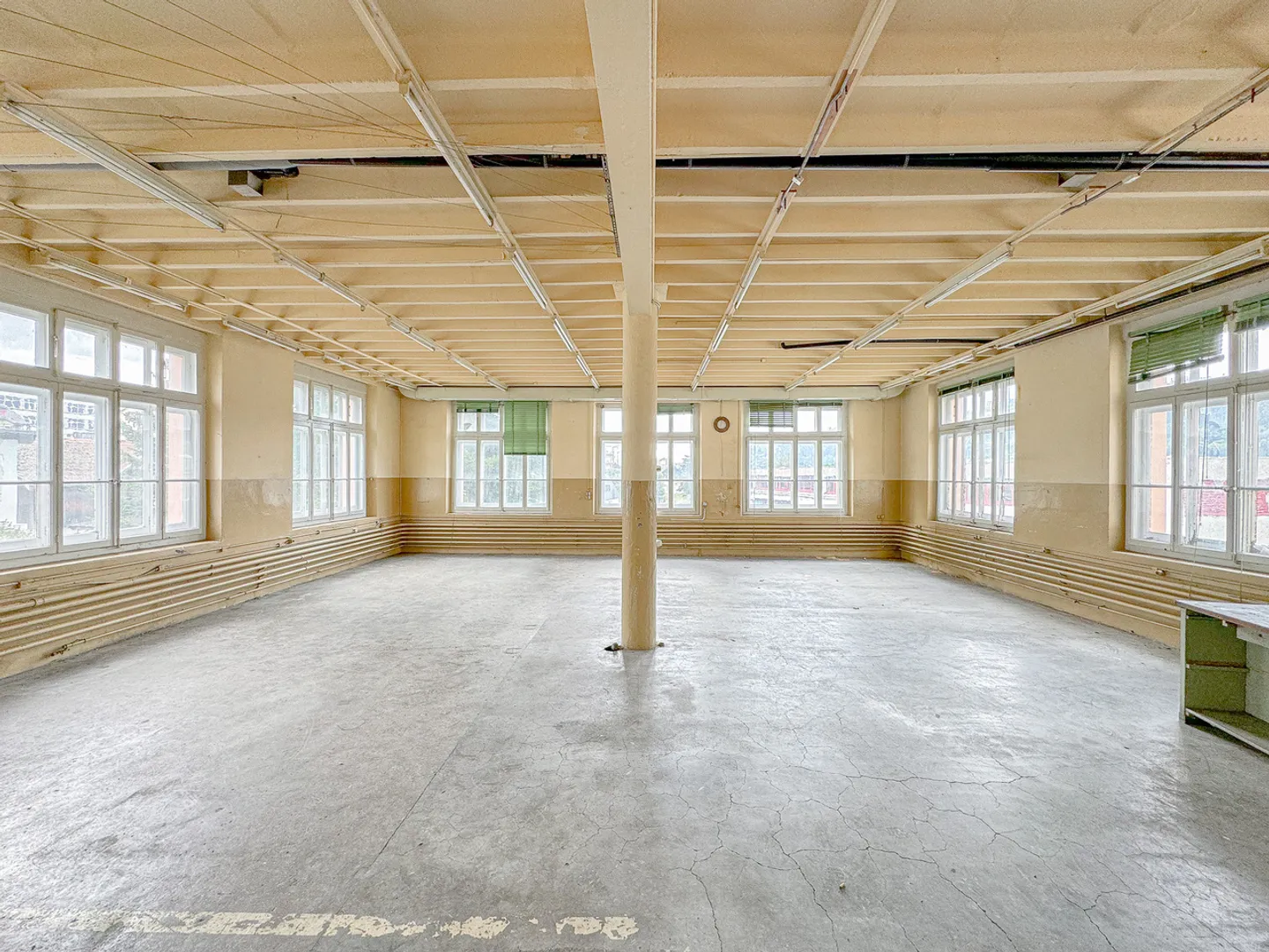 Immeuble industriel historique au coeur de Ste-Croix - Foto 9 von 13