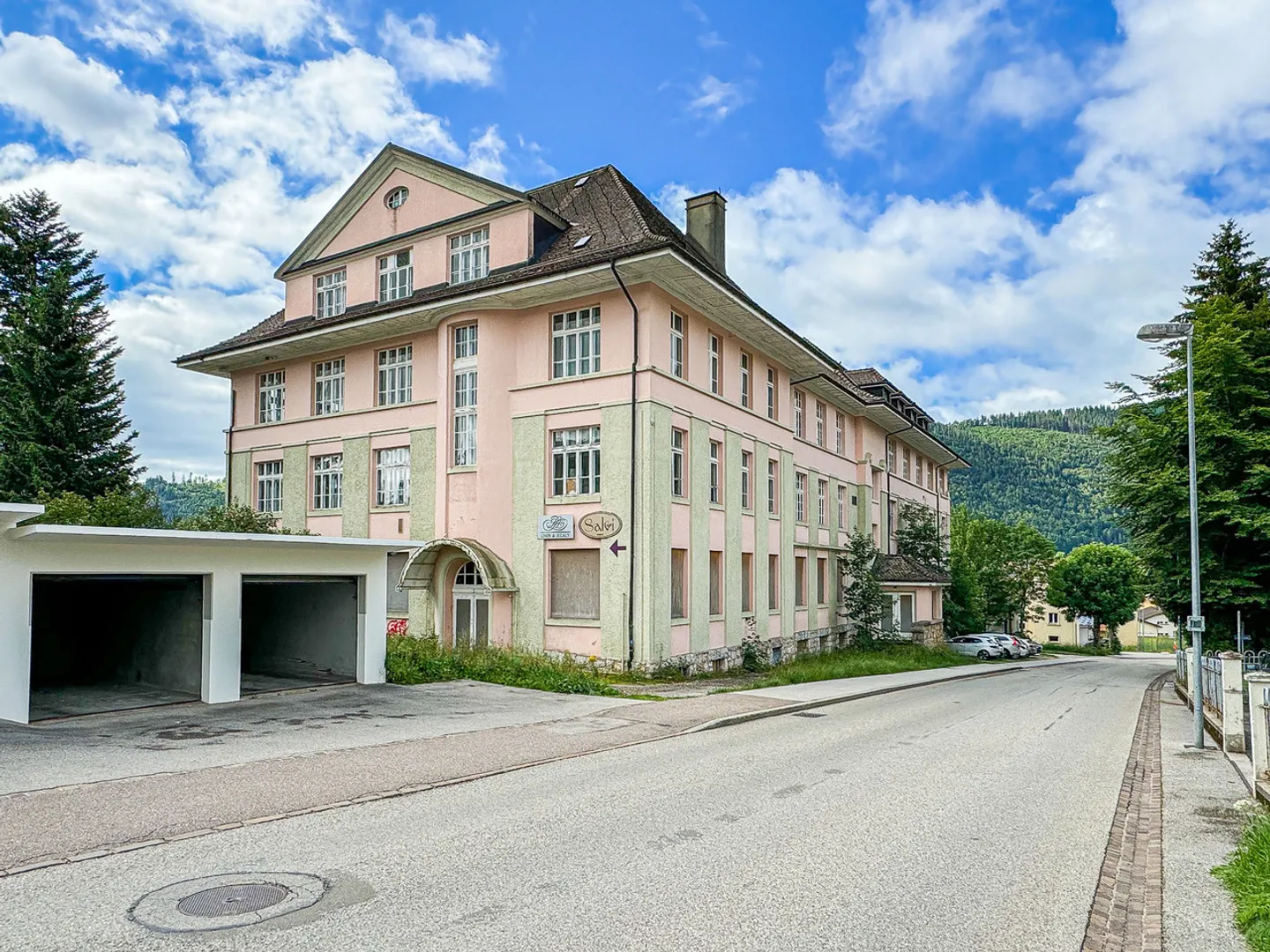 Immeuble industriel historique au coeur de Ste-Croix - Foto 2 von 13