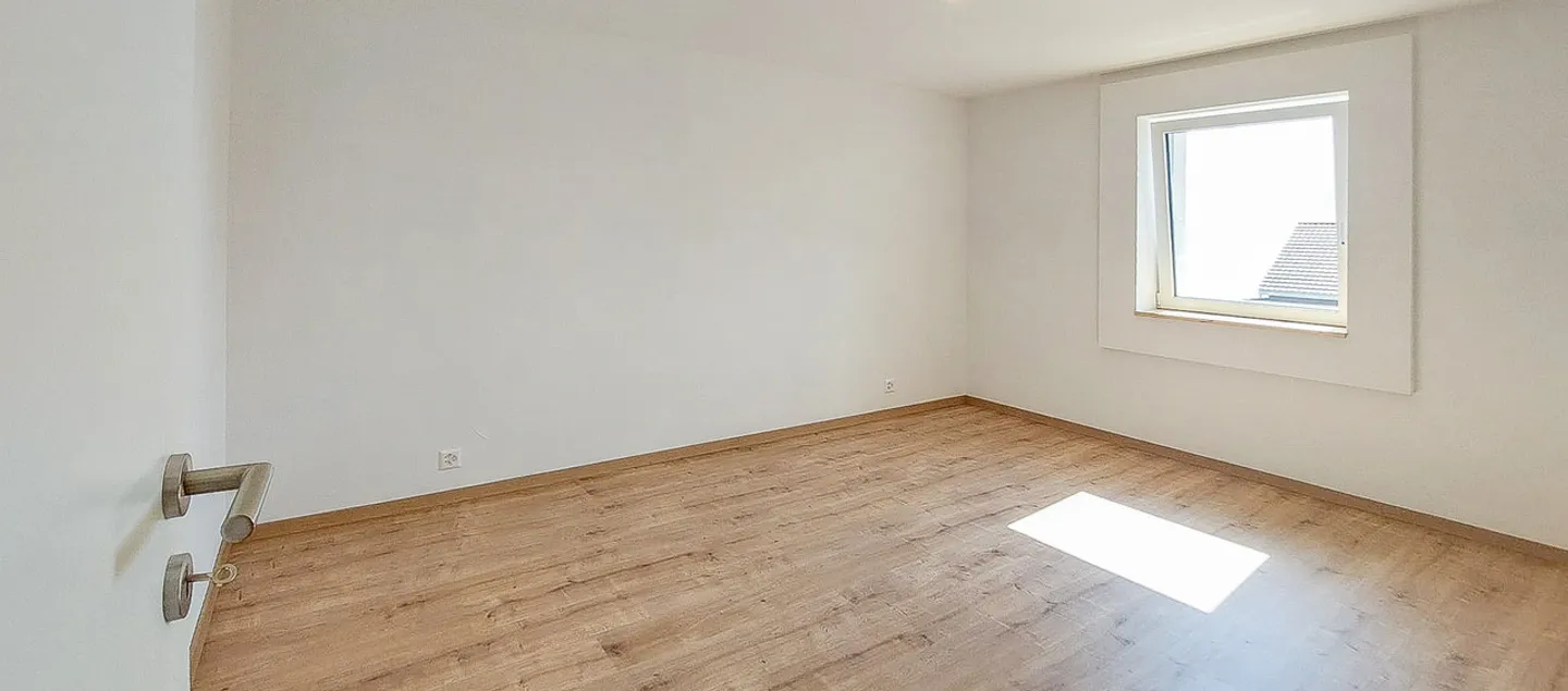 Appt de 5 pces entièrement rénové avec terrasse et jardin - Foto 6 von 13