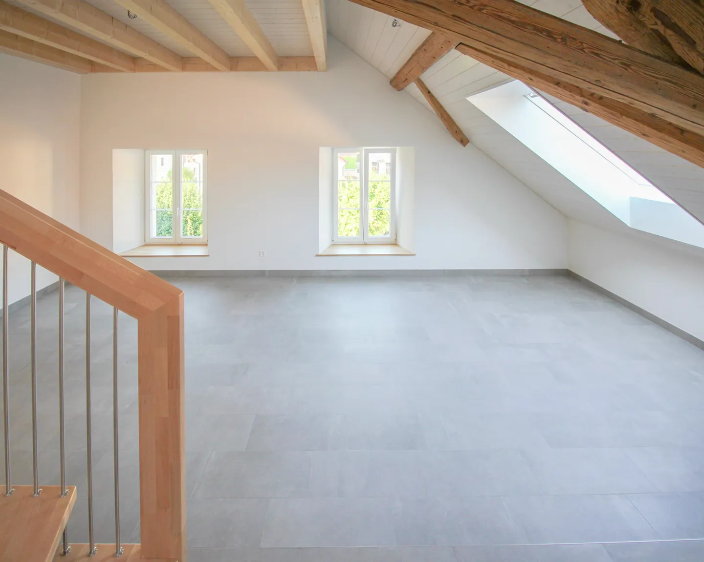 Duplex PPE de 2.5 pièces entièrement rénové au centre de Fleurier - Photo 5 of 13