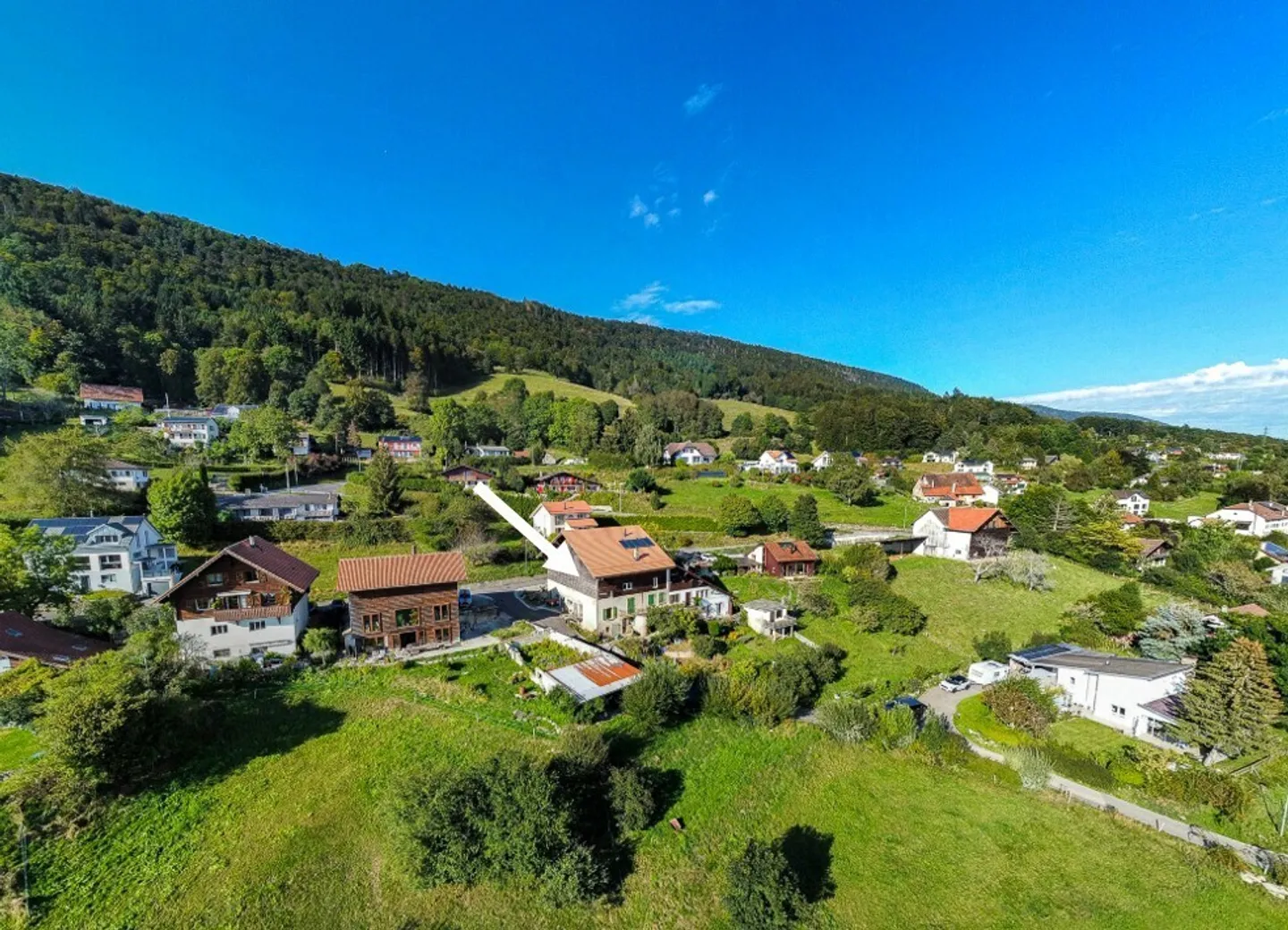 Ferme rénovée d'un appt avec poss. d'agrandissement Magnifique vue - Foto 1 di 13