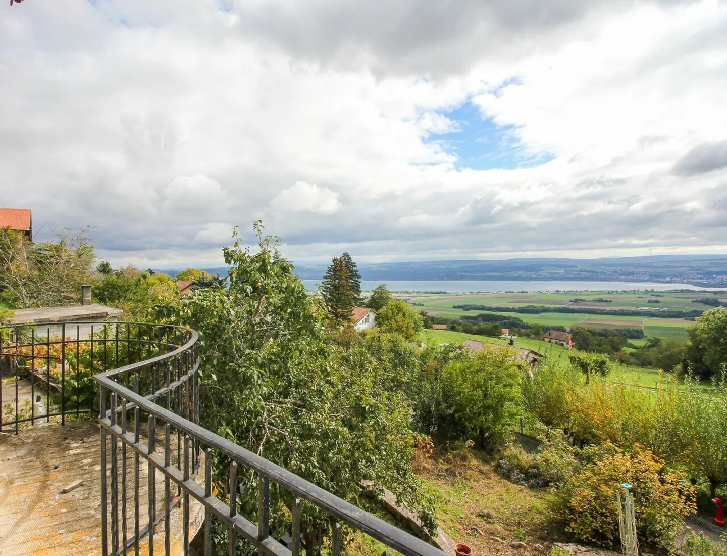 Ferme à rénover avec potentiel pour 7 logements Magnifique vue - Foto 5 di 13
