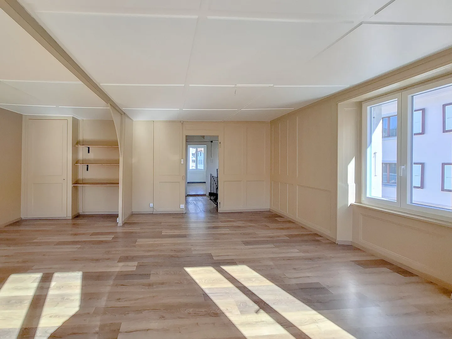 Maison villageoise de 6 pces Au bord de la rivière avec petit jardin - Foto 9 di 13