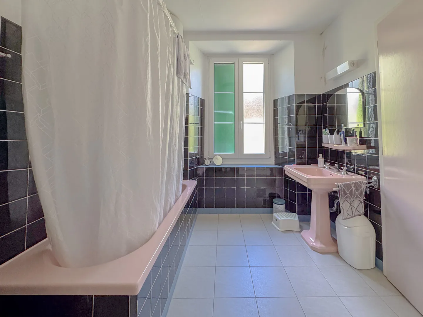 Immeuble locatif de 6 appartements avec projet de construction - Foto 12 von 13