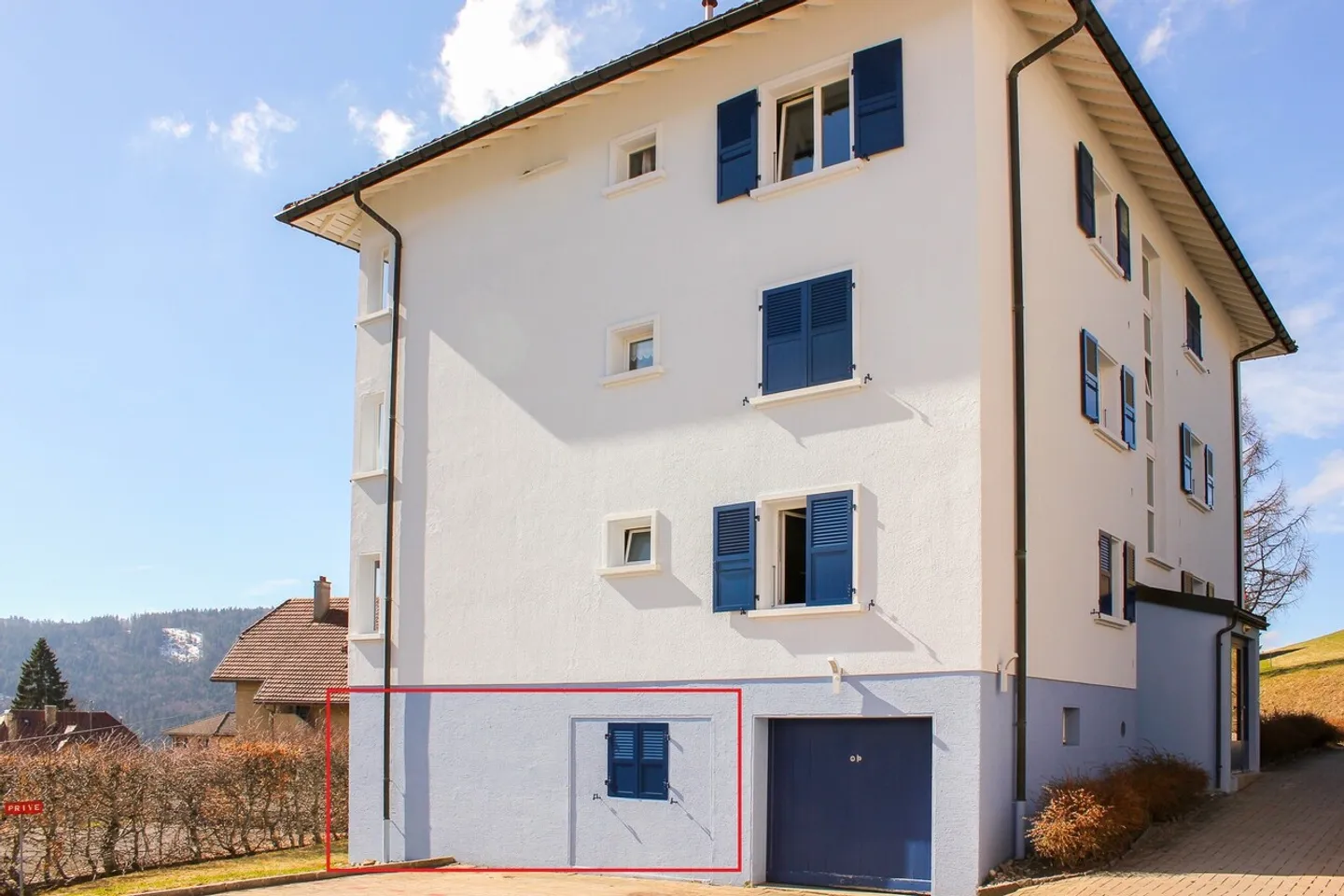 3-room apartment - Garage available nearby the center - Photo 6 of 9