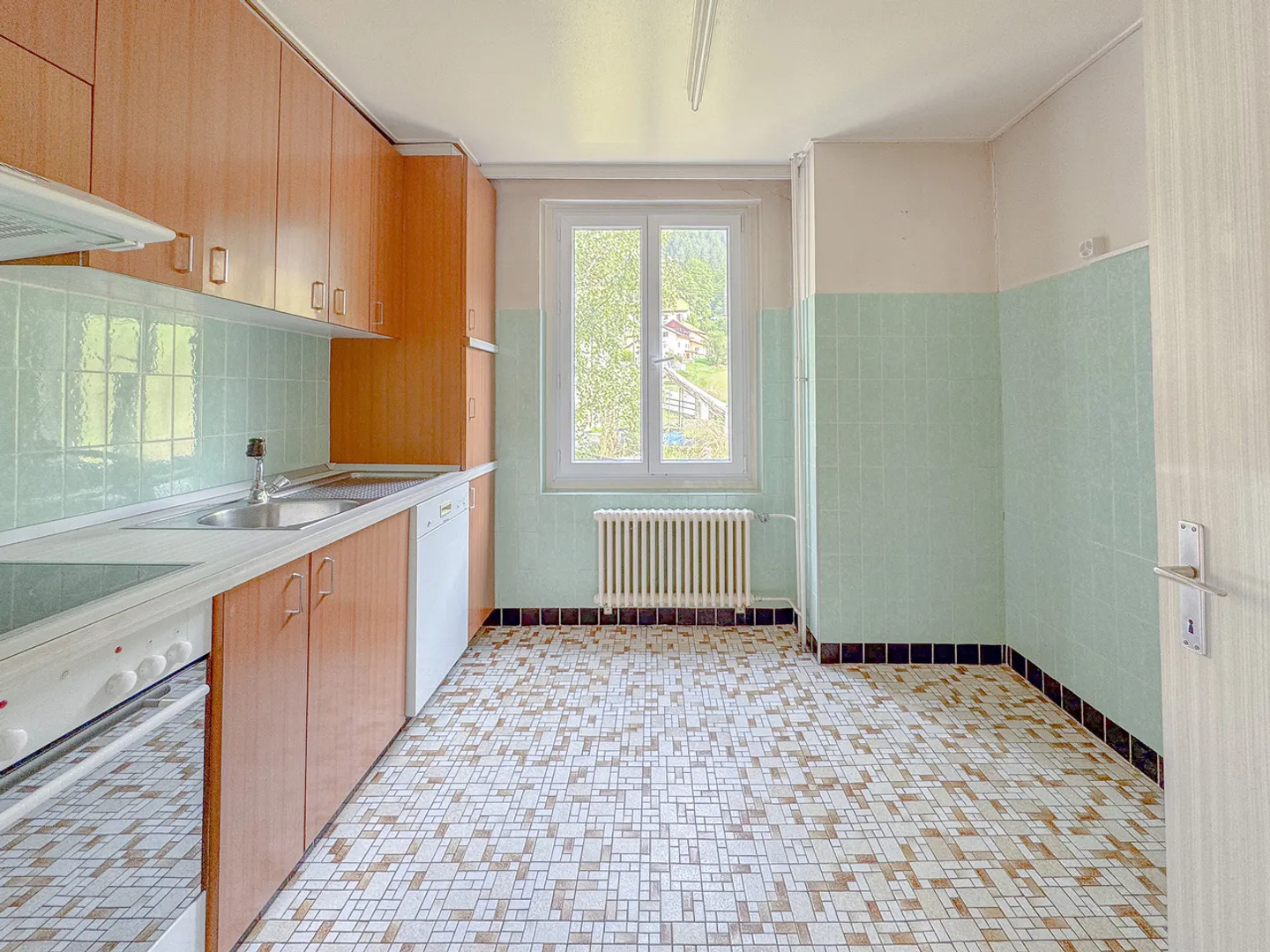 Maison locative de 3 appartements, garage et grand jardin - Foto 12 von 13