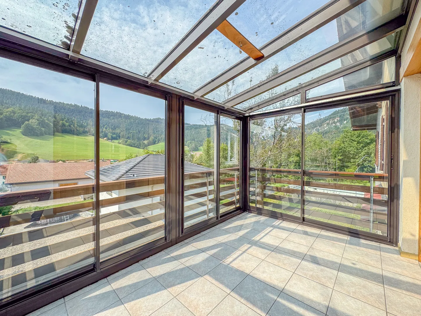 Maison locative de 3 appartements, garage et grand jardin - Foto 13 von 13