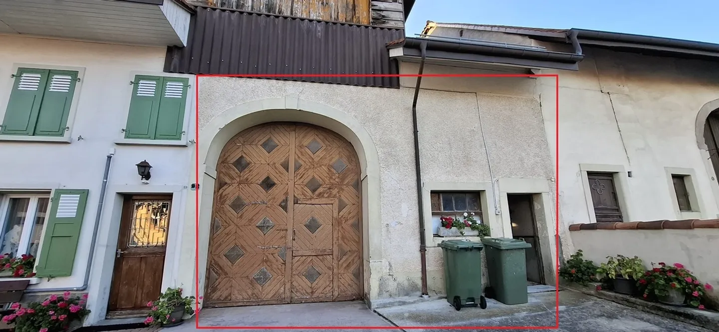 Dépôt-Grange n° 16, d'env. 140 m2 - Photo 1 sur 3